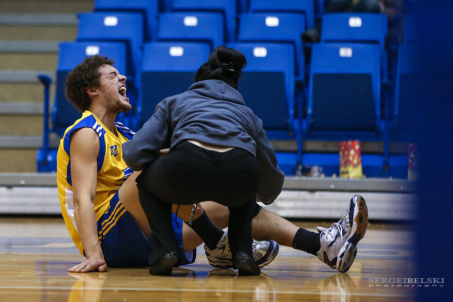 mount royal university volleyball sergei belski photo