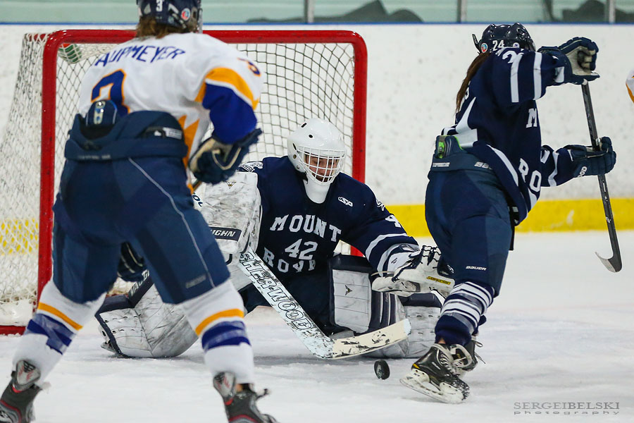 mount royal university hockey sergei belski photo