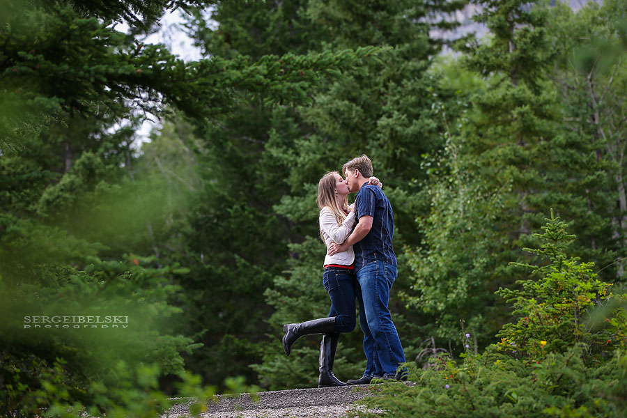 banff engagement photographer sergei belski photo
