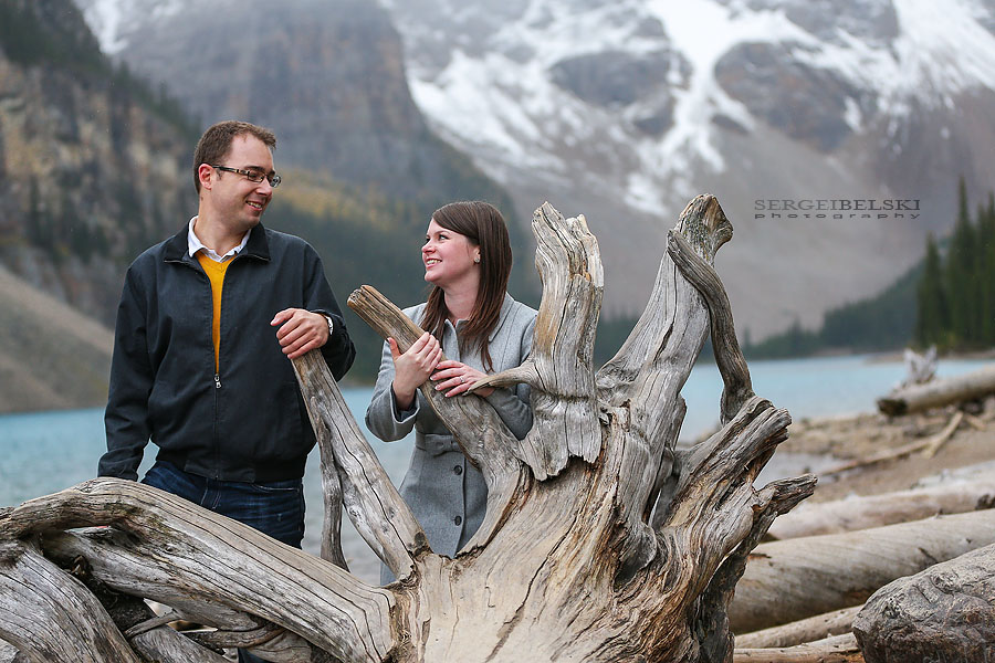 moraine lake engagement photographer sergei belski photo