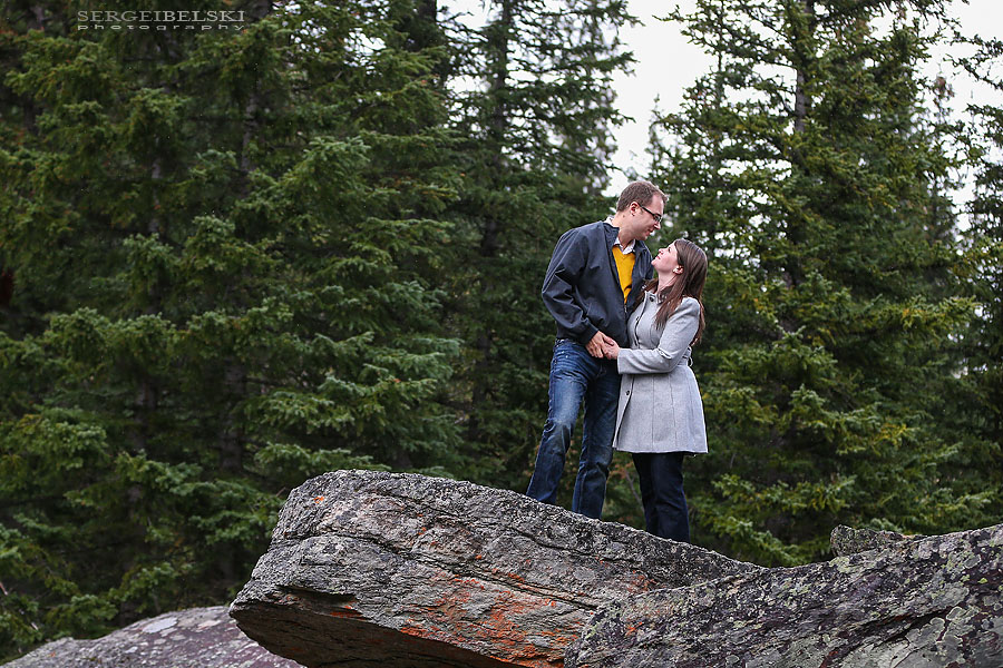 moraine lake engagement photographer sergei belski photo
