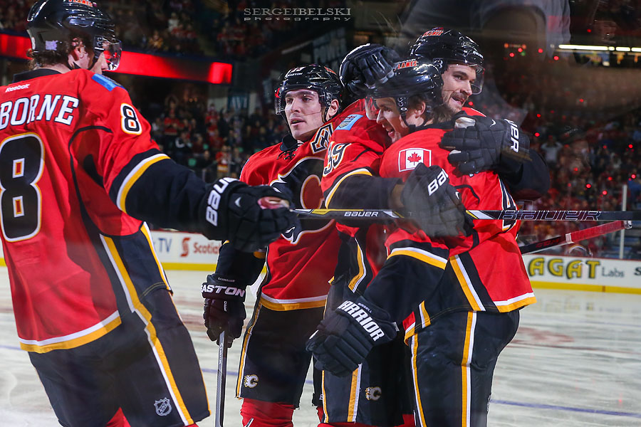 nhl hockey calgary flames vs washington capitals sergei belski photo