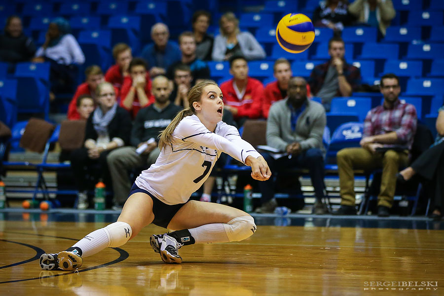 mount royal university volleyball sergei belski photo