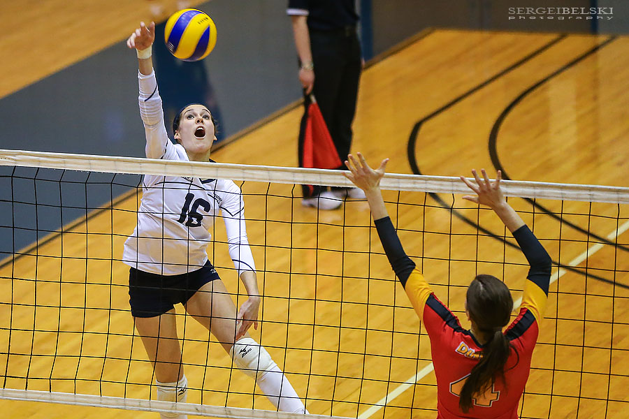 mount royal university volleyball sergei belski photo