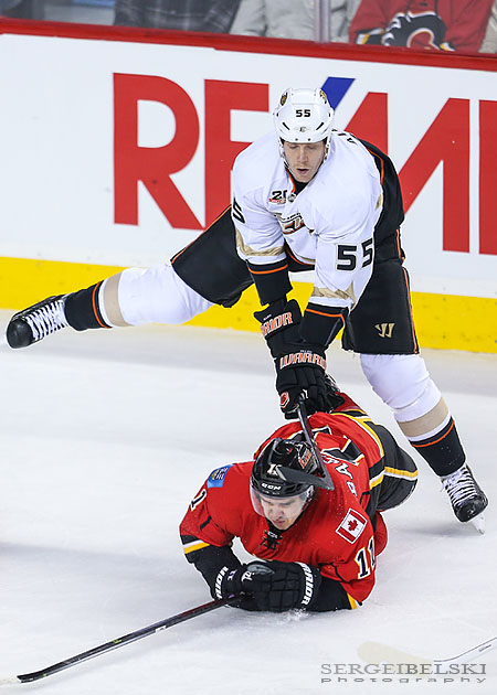 nhl hockey calgary flames sports photographer sergei belski photo