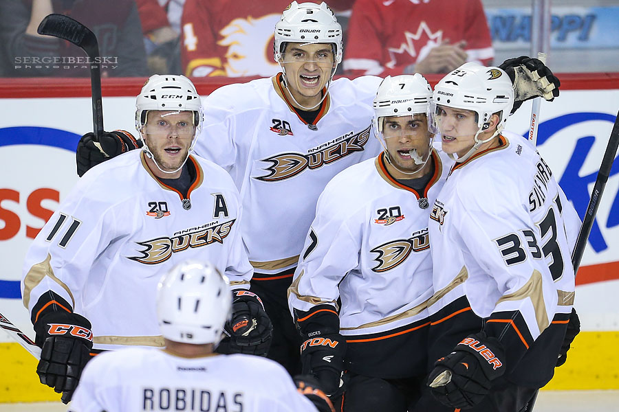 nhl hockey calgary flames sports photographer sergei belski photo