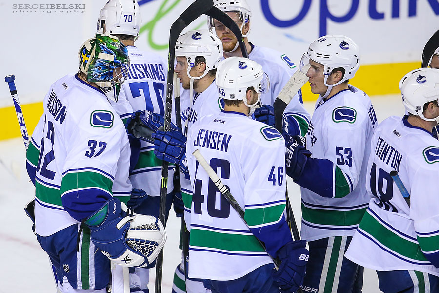 nhl hockey calgary flames vs vancouver canucks sergei belski photo