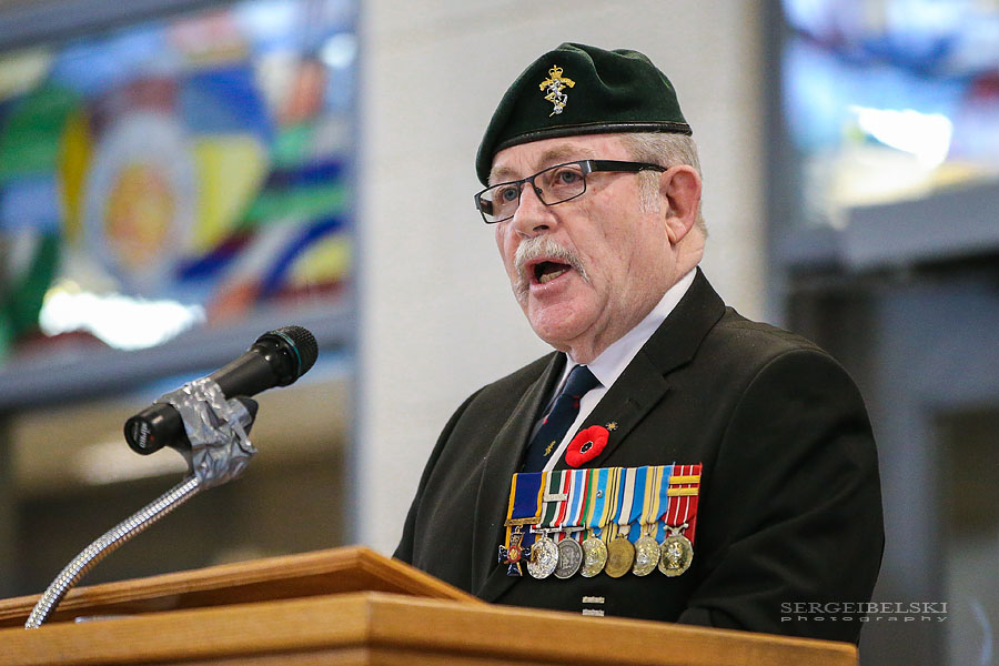 remembrance day ceremony for city of airdrie event photographer sergei belski photo