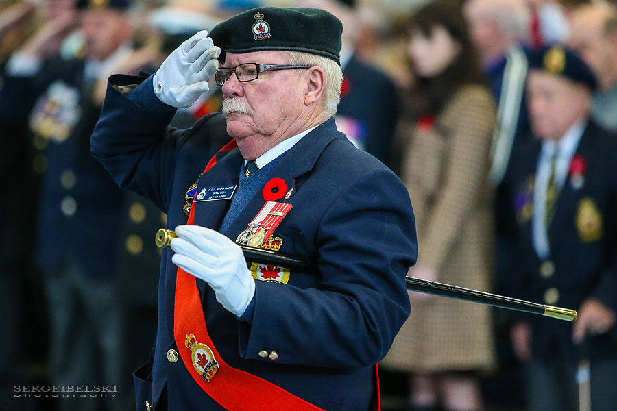 remembrance day ceremony for city of airdrie event photographer sergei belski photo