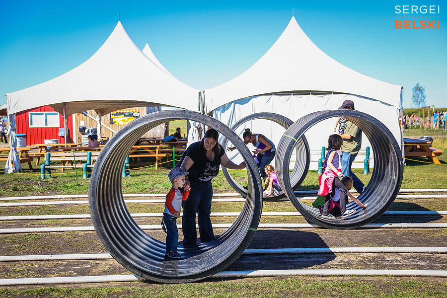 corn maze fun event photographer sergei belski photo