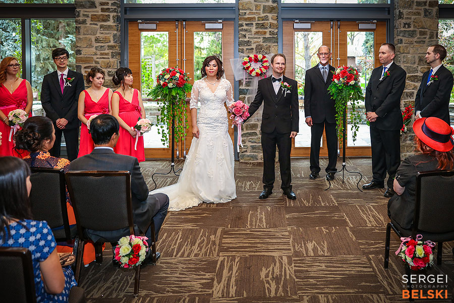calgary wedding photographer calgary zoo weeding sergei belski photo