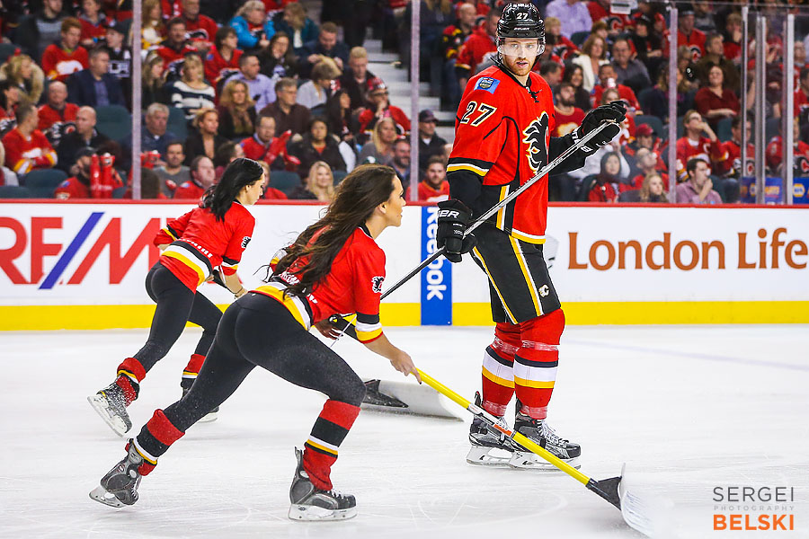 nhl hockey calgary sports photographer sergei belski photo