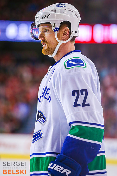 nhl hockey calgary sports photographer sergei belski photo