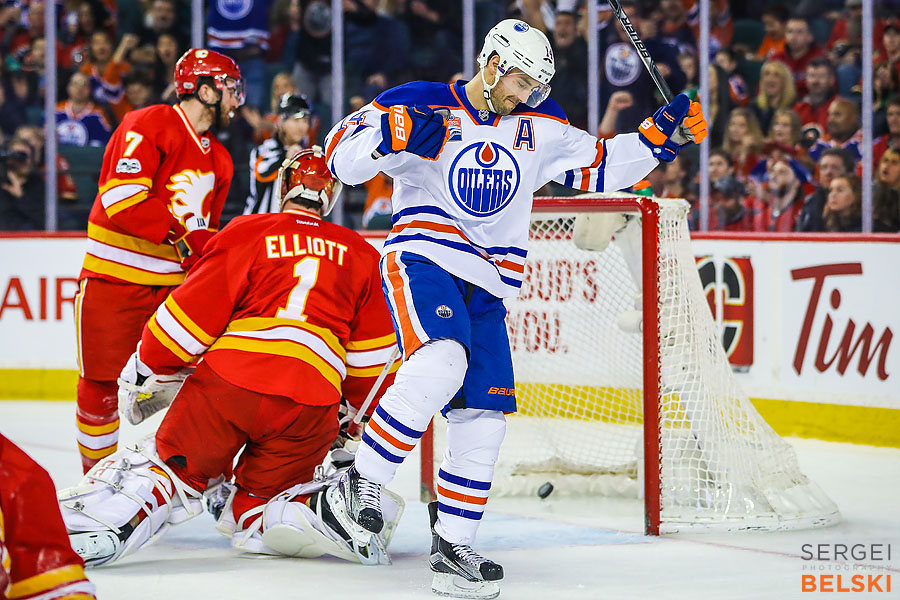 nhl hockey calgary sports photographer sergei belski photo