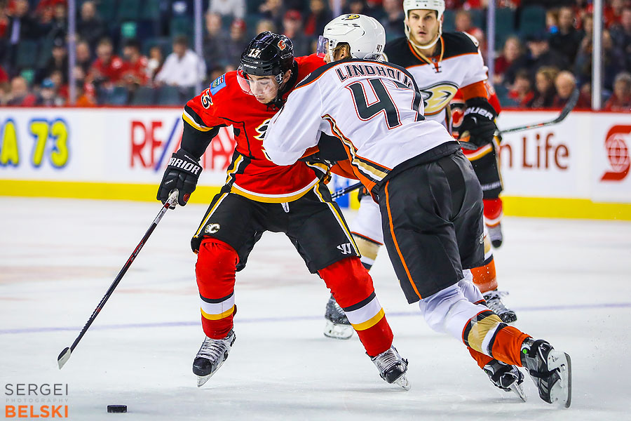 nhl hockey calgary sports photographer sergei belski photo