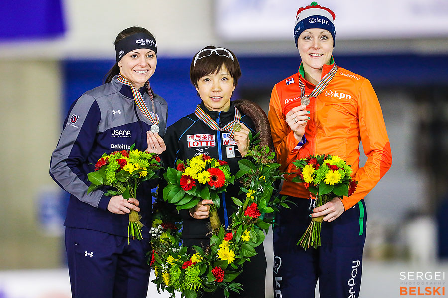speed skating calgary sports photographer sergei belski photo