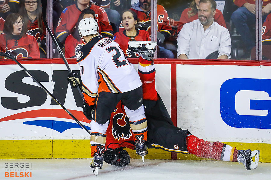 nhl hockey calgary sports photographer sergei belski photo