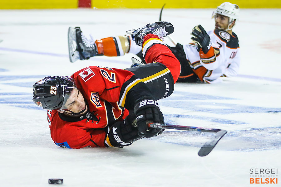 nhl hockey calgary sports photographer sergei belski photo