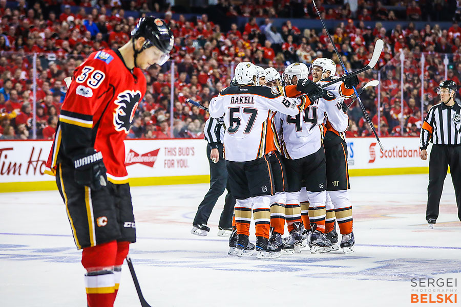 nhl hockey calgary sports photographer sergei belski photo