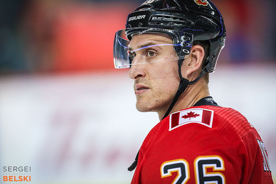 nhl hockey calgary sports photographer sergei belski photo