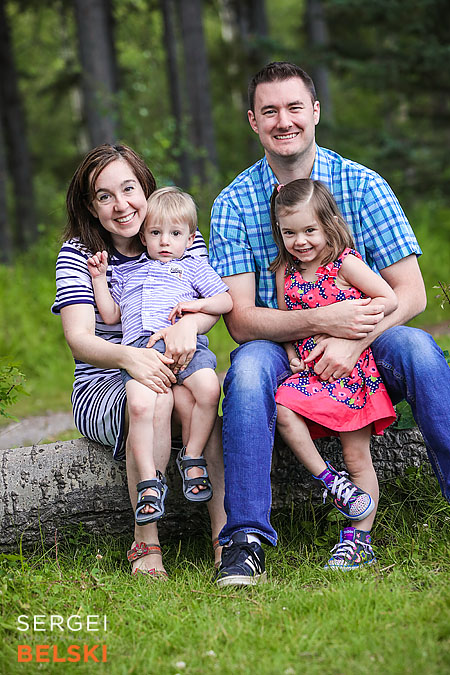 Bragg creek family photographer sergei belski photo