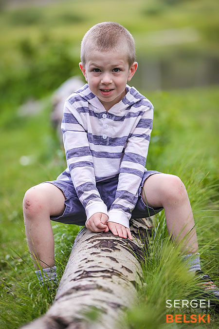 Bragg creek family photographer sergei belski photo