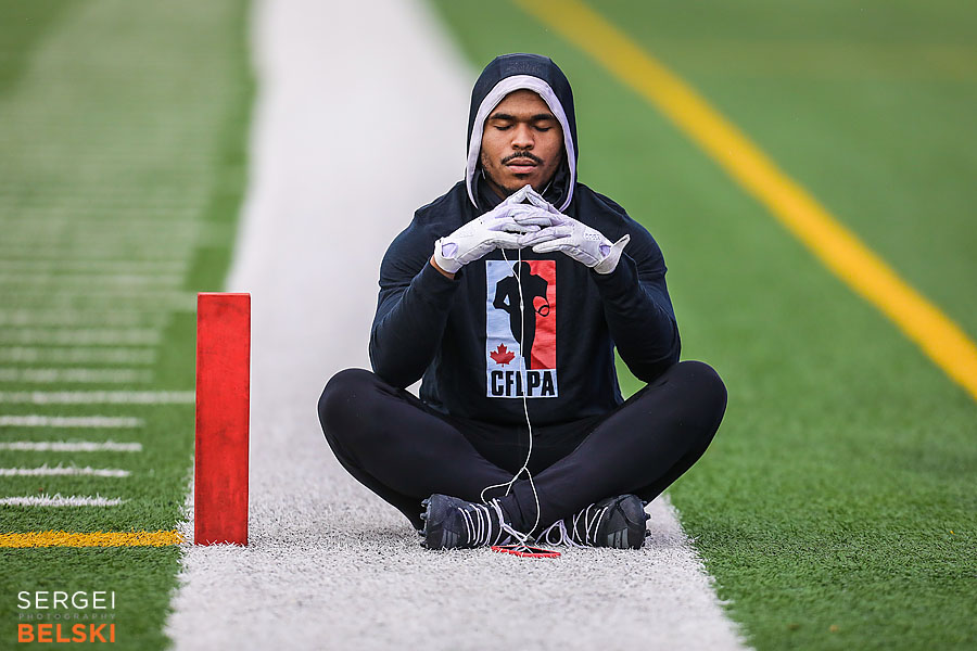 cfl football sports photographer sergei belski photo
