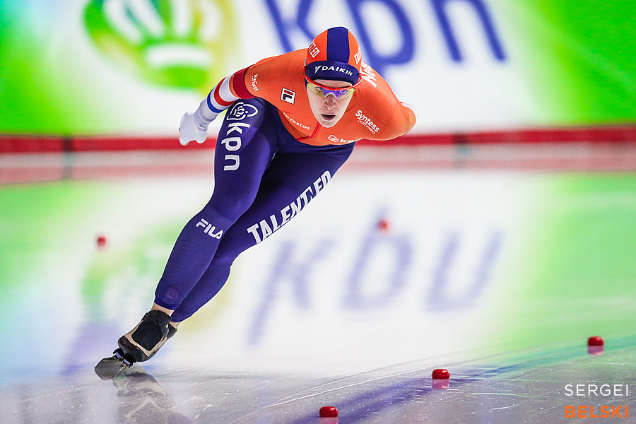 speed skating calgary sports photographer sergei belski photo