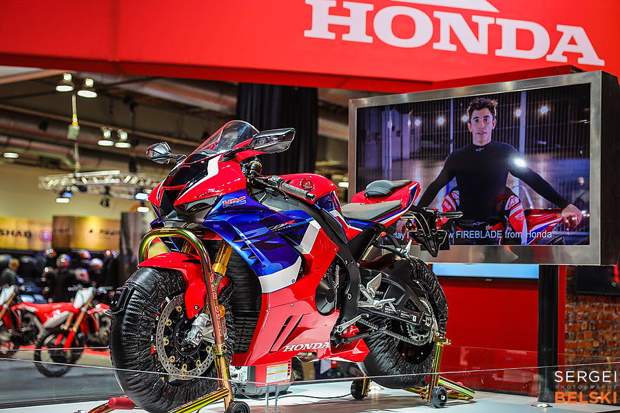 calgary event photographer motorcycle show sergei belski photo