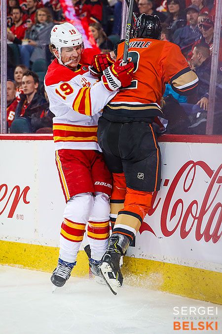 nhl hockey calgary sports photographer sergei belski photo