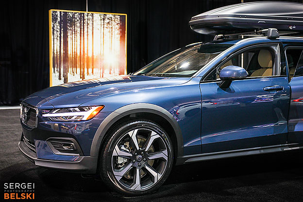 calgary international auto and truck show sergei belski photo