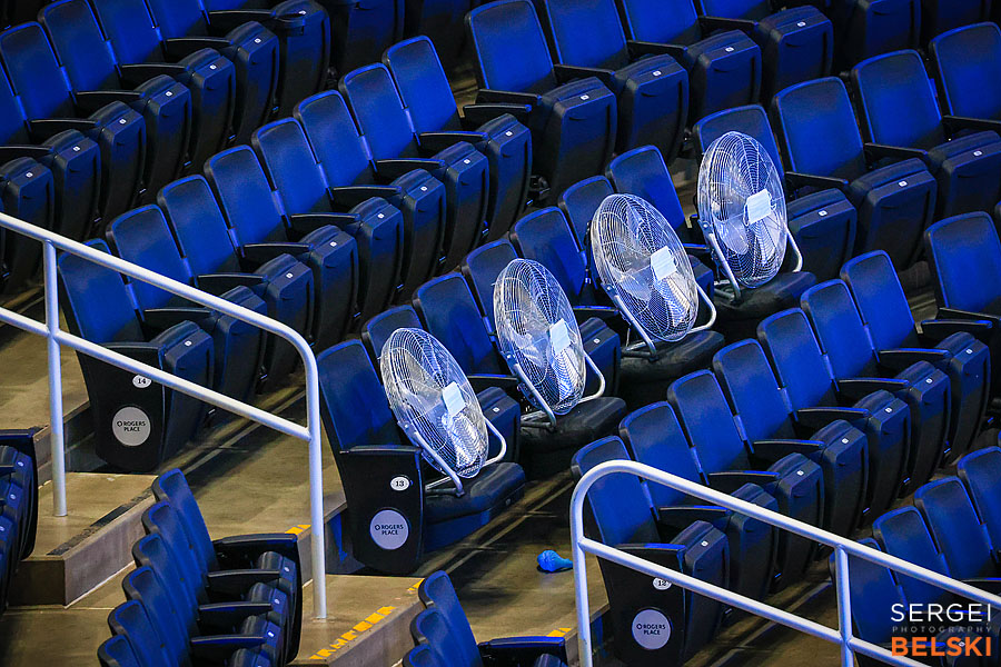 nhl hockey calgary sports photographer sergei belski photo