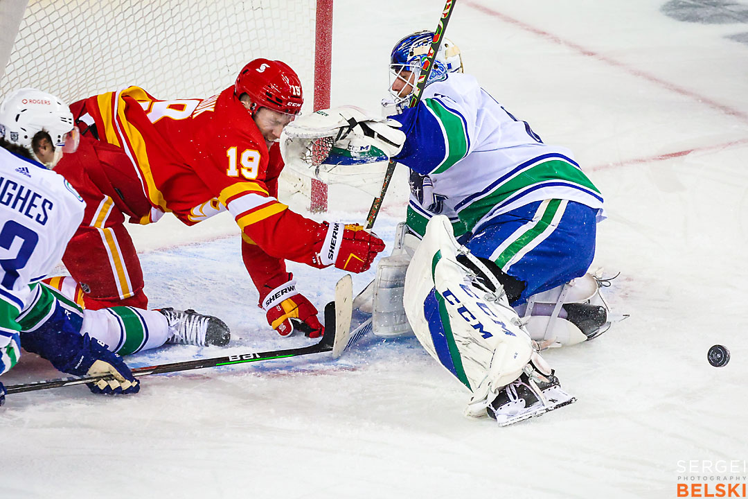 nhl hockey calgary sports photographer sergei belski photo