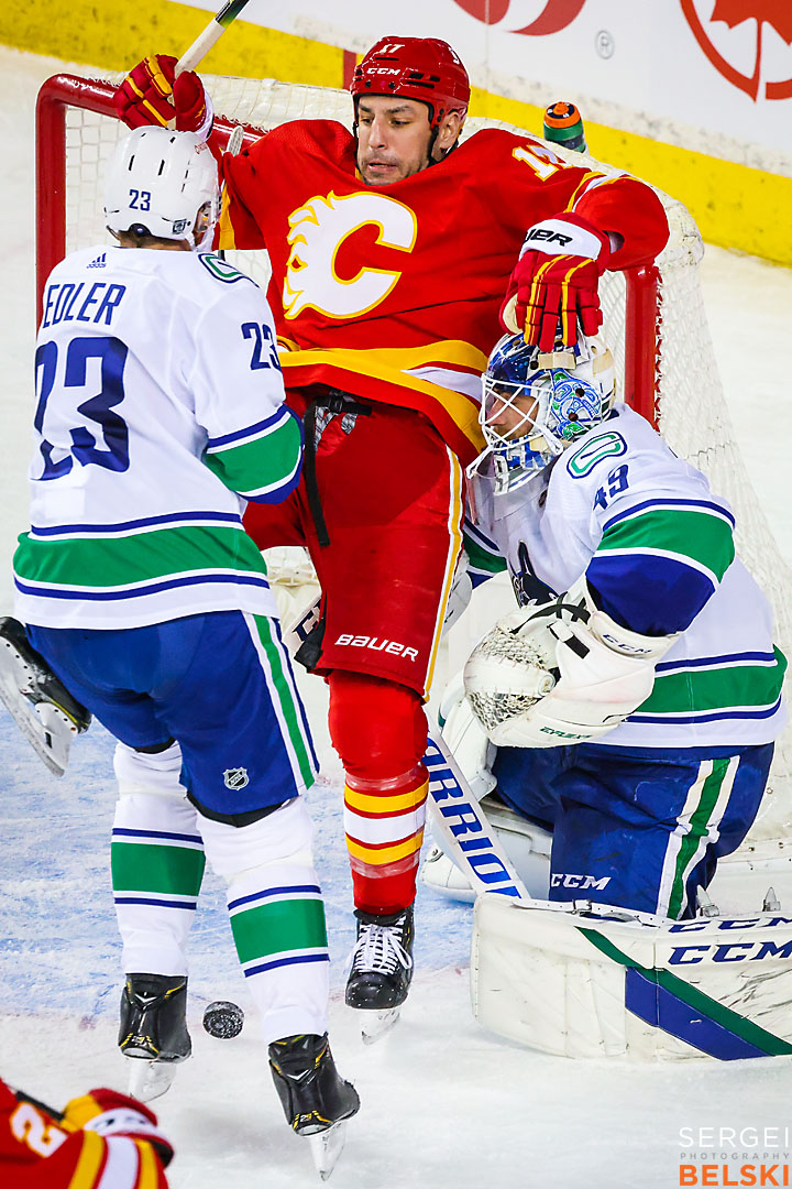 nhl hockey calgary sports photographer sergei belski photo