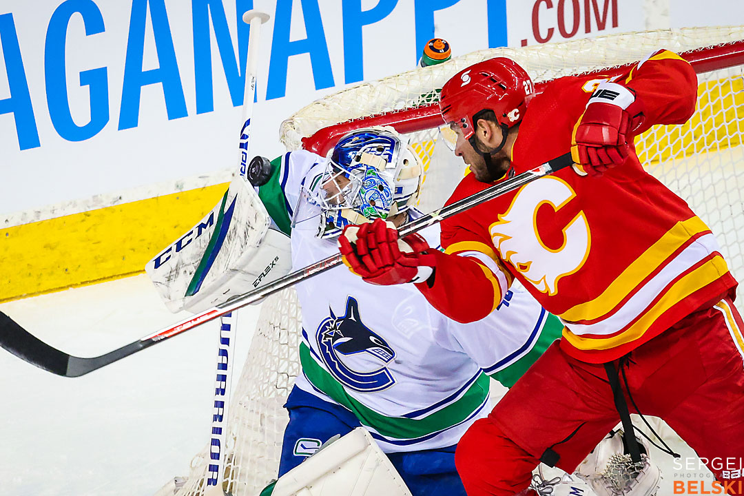 nhl hockey calgary sports photographer sergei belski photo