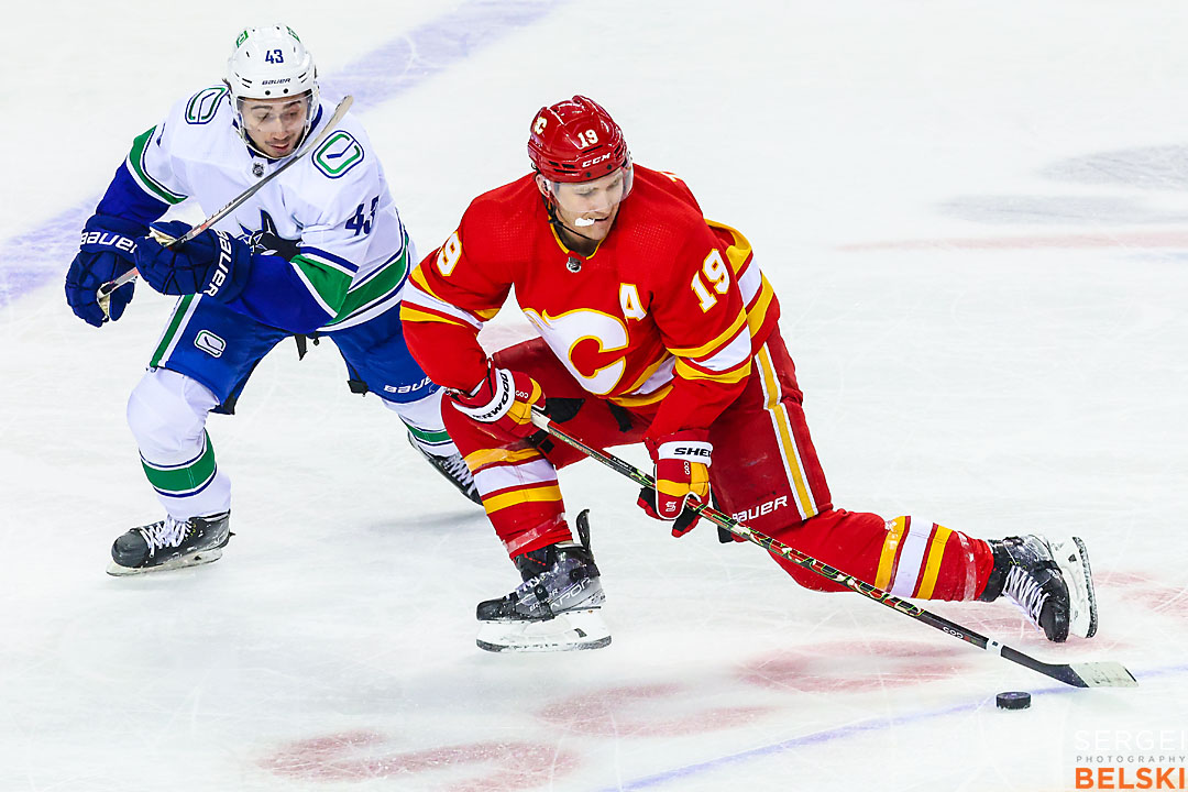 nhl hockey calgary flames sports photographer sergei belski photo