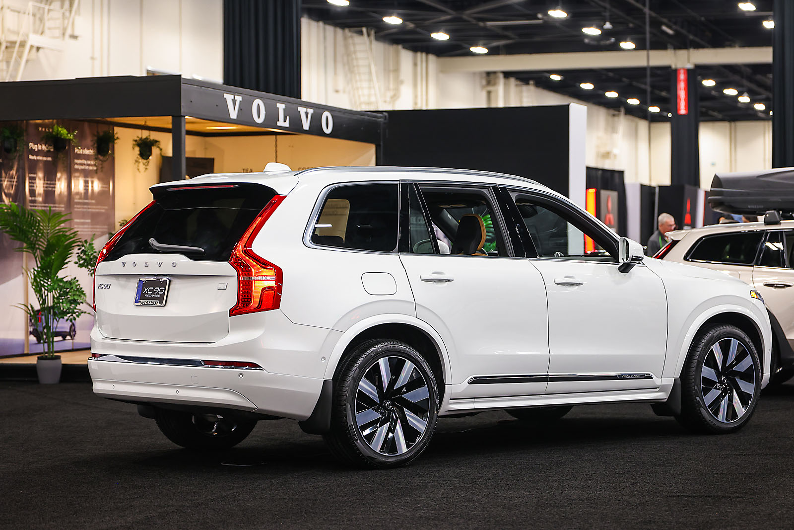 calgary international auto and truck show sergei belski photo