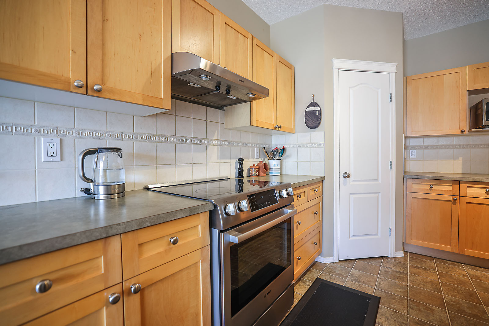 airdrie real estate interiors photographer sergei belski photo