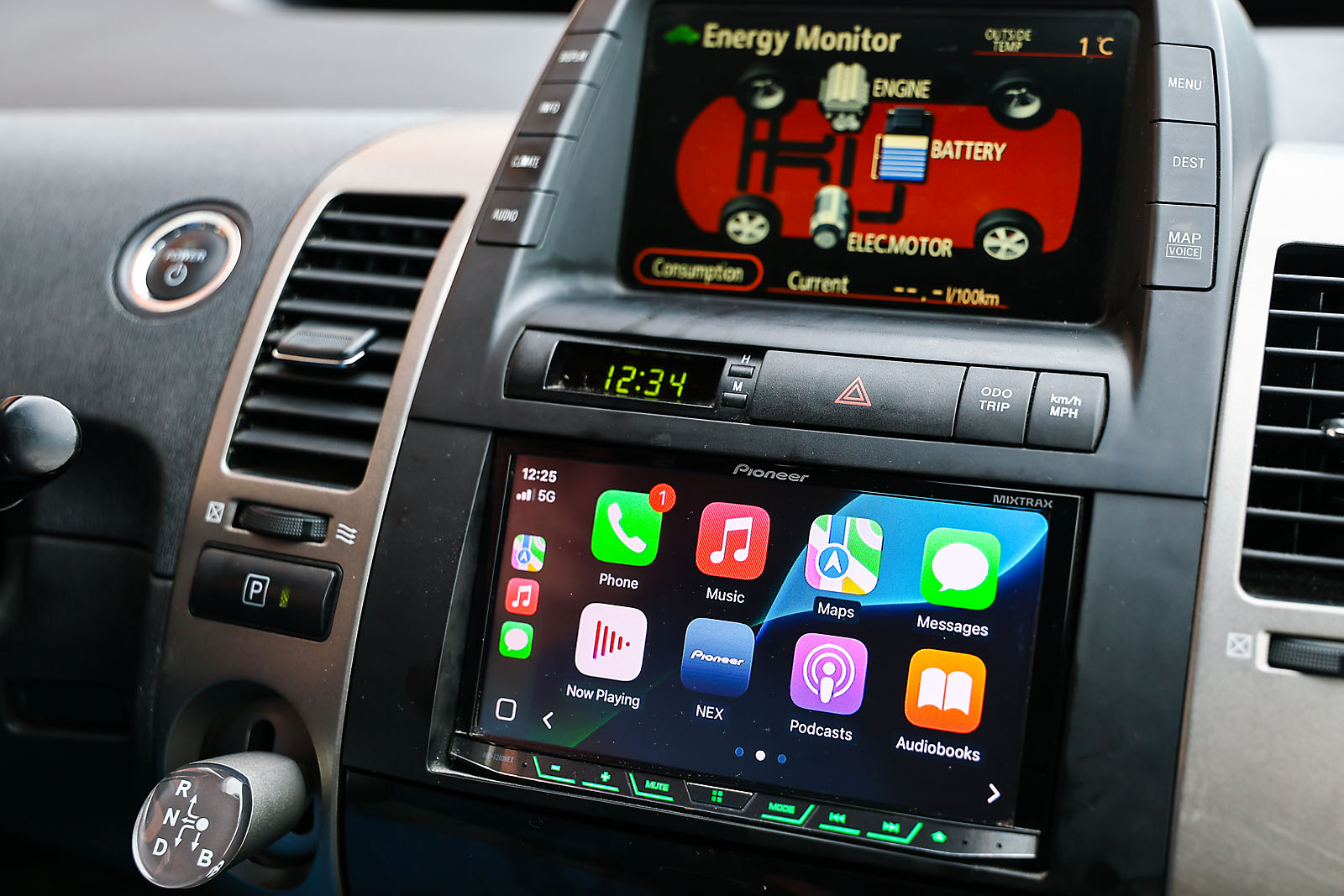 Toyota Prius car photographer sergei belski photo