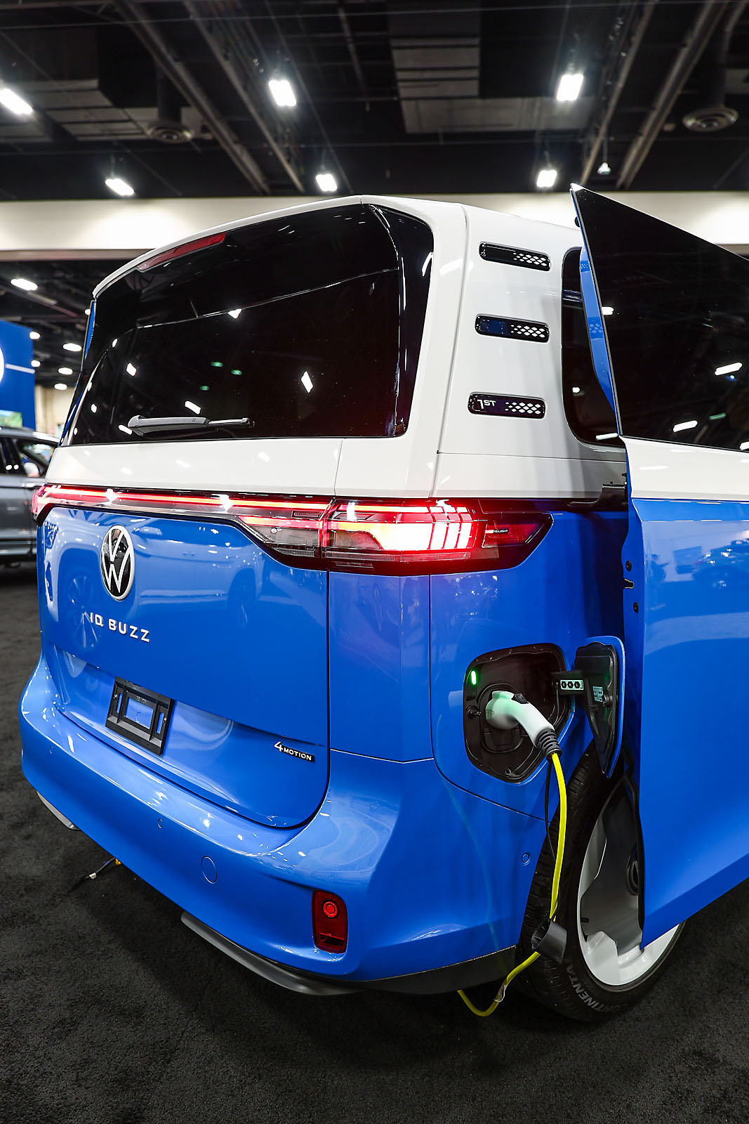 calgary international auto and truck show sergei belski photo