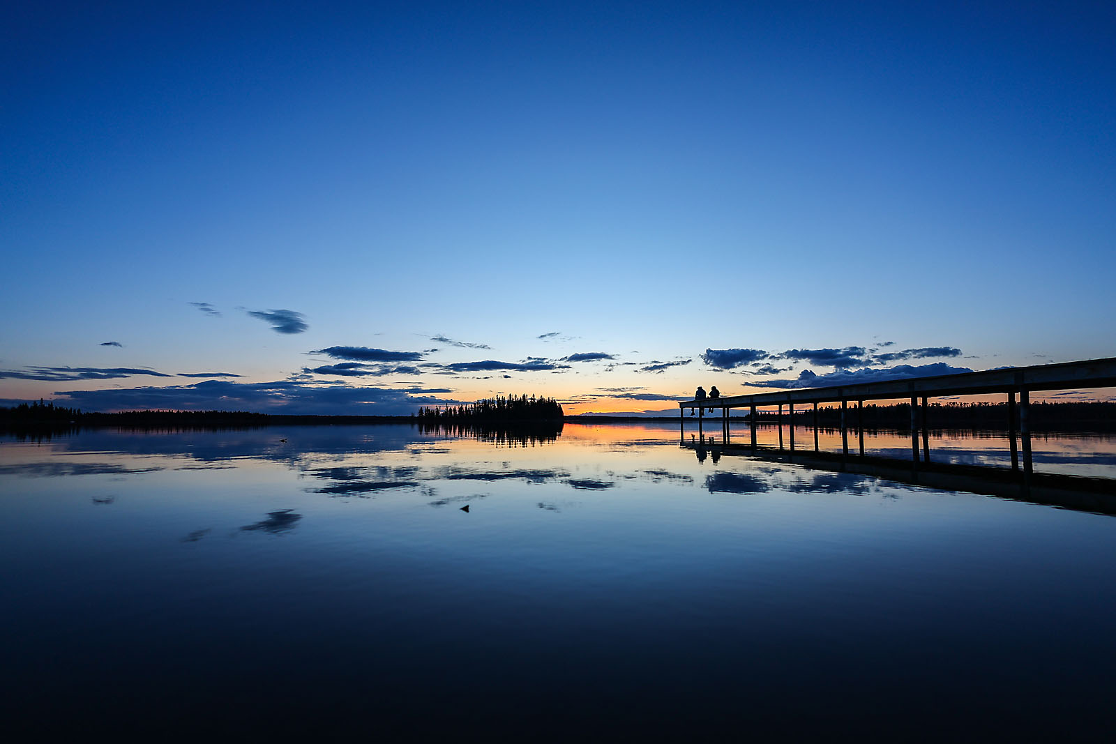 my Rivian adventures wildlife photographer sergei belski photo