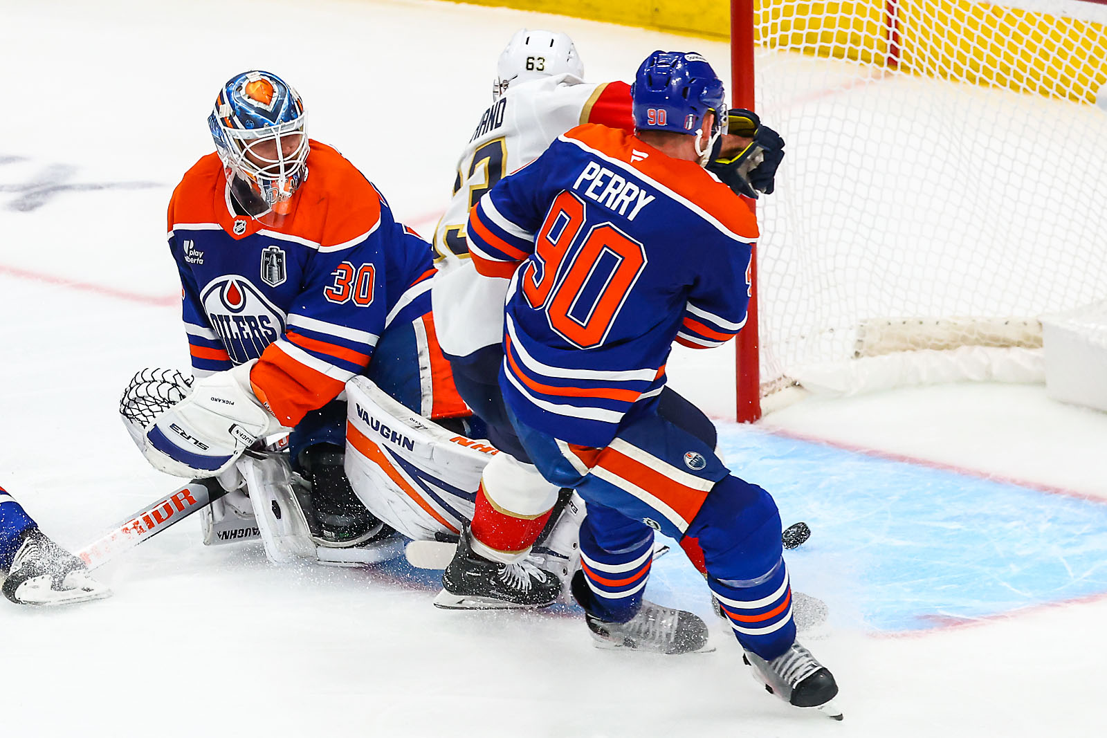 nhl hockey Edmonton Oilers sports photographer sergei belski photo