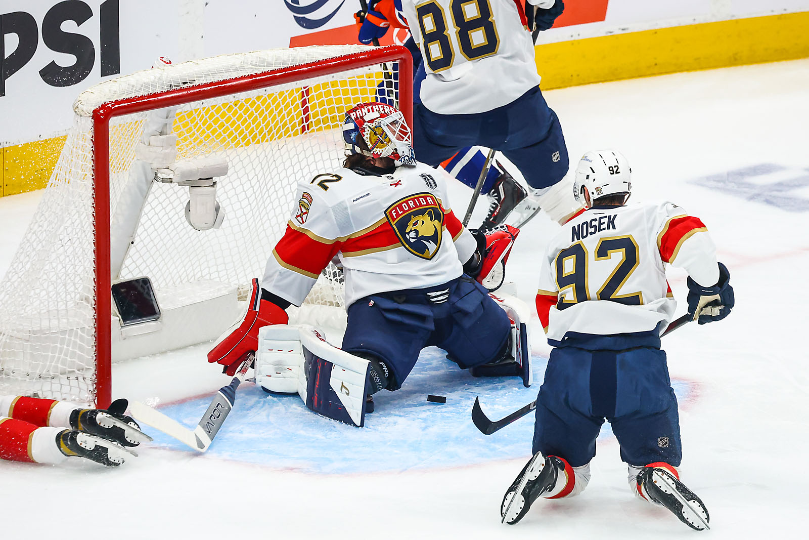 nhl hockey Edmonton Oilers sports photographer sergei belski photo