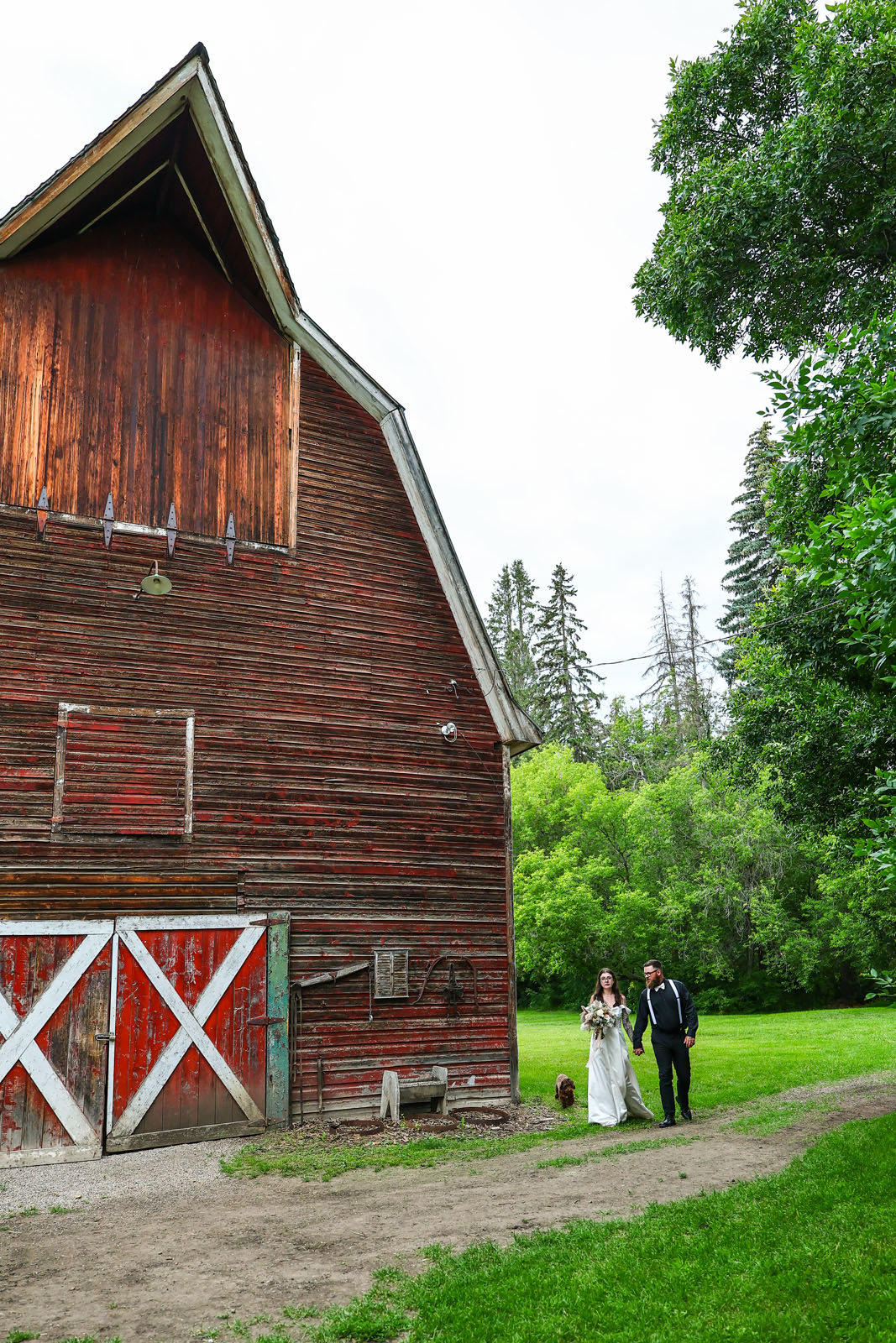 maple dell acres calgary wedding photographer sergei belski photo