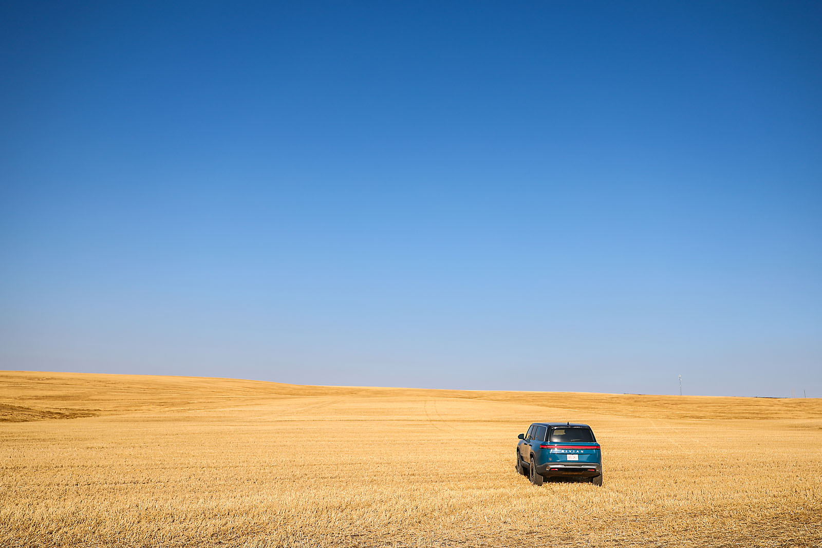 my Rivian adventures automotive photographer sergei belski photo