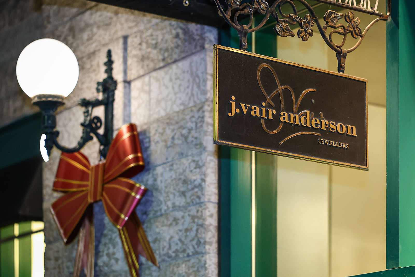 J. Vair Jewellers event photographer sergei belski photo