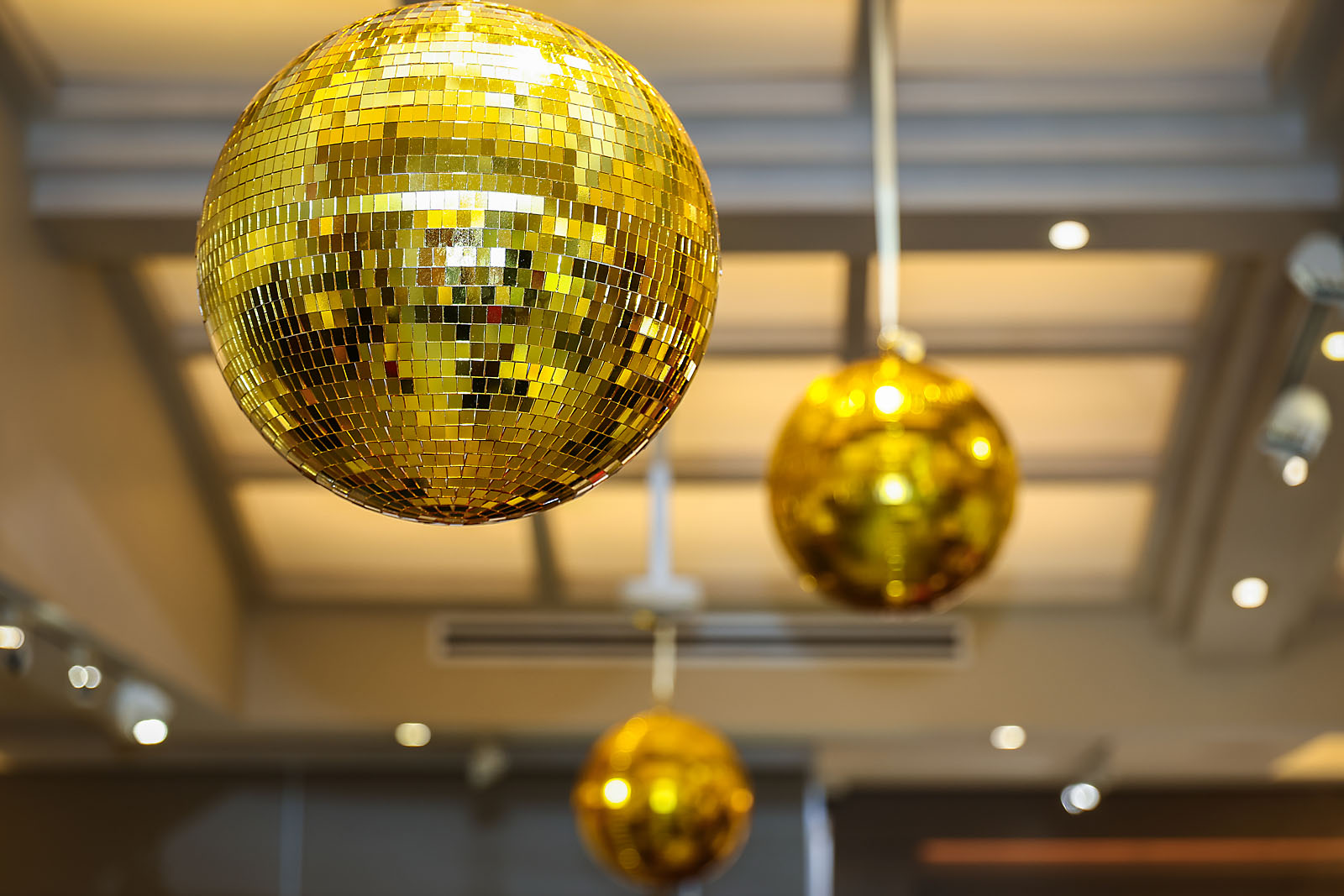 J. Vair Jewellers event photographer sergei belski photo