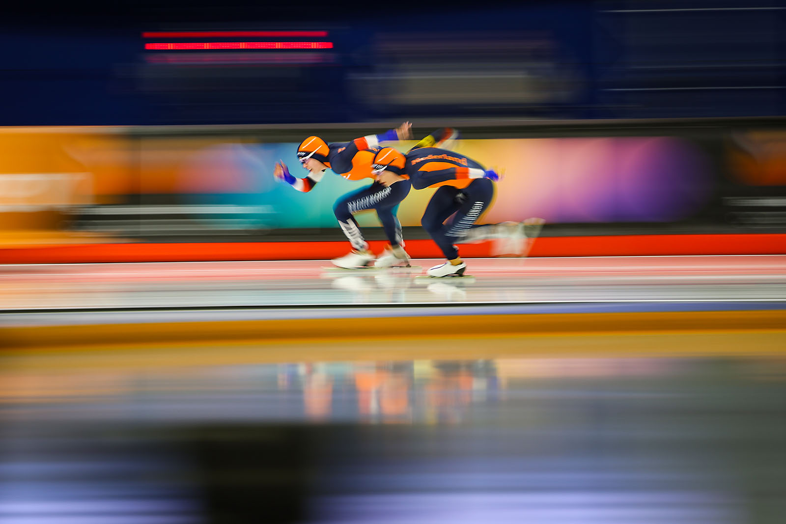 ISU Speedskating World Cup calgary sports photographer sergei belski photo