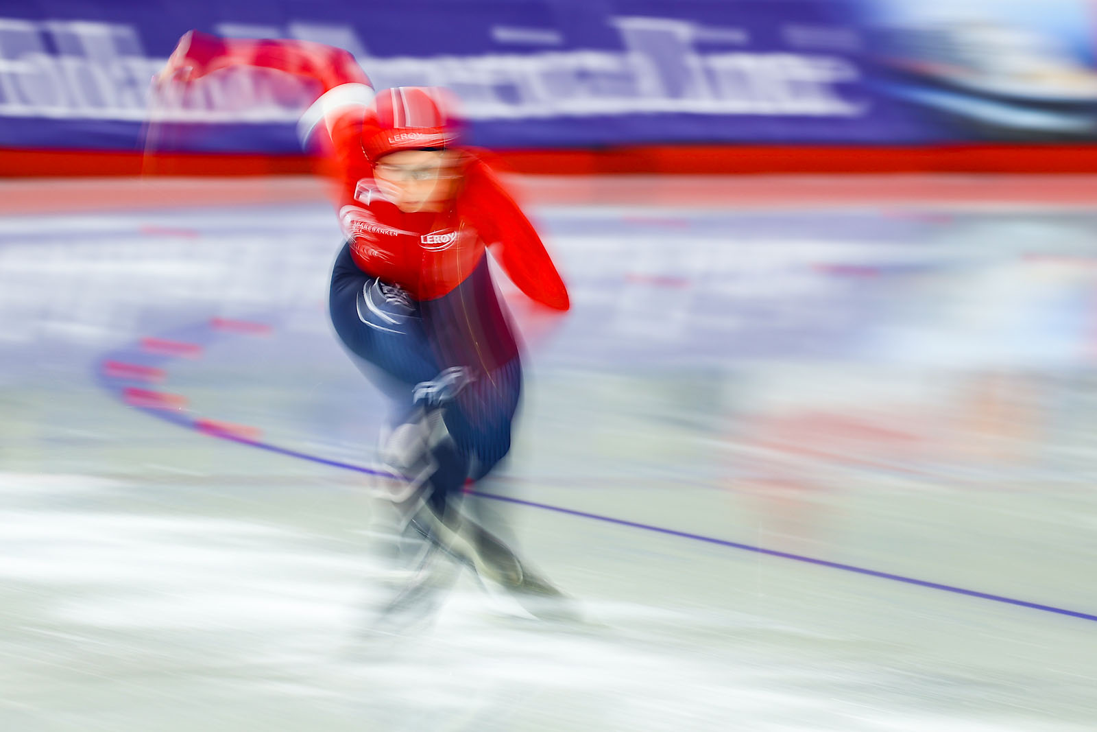 ISU Speedskating World Cup calgary sports photographer sergei belski photo