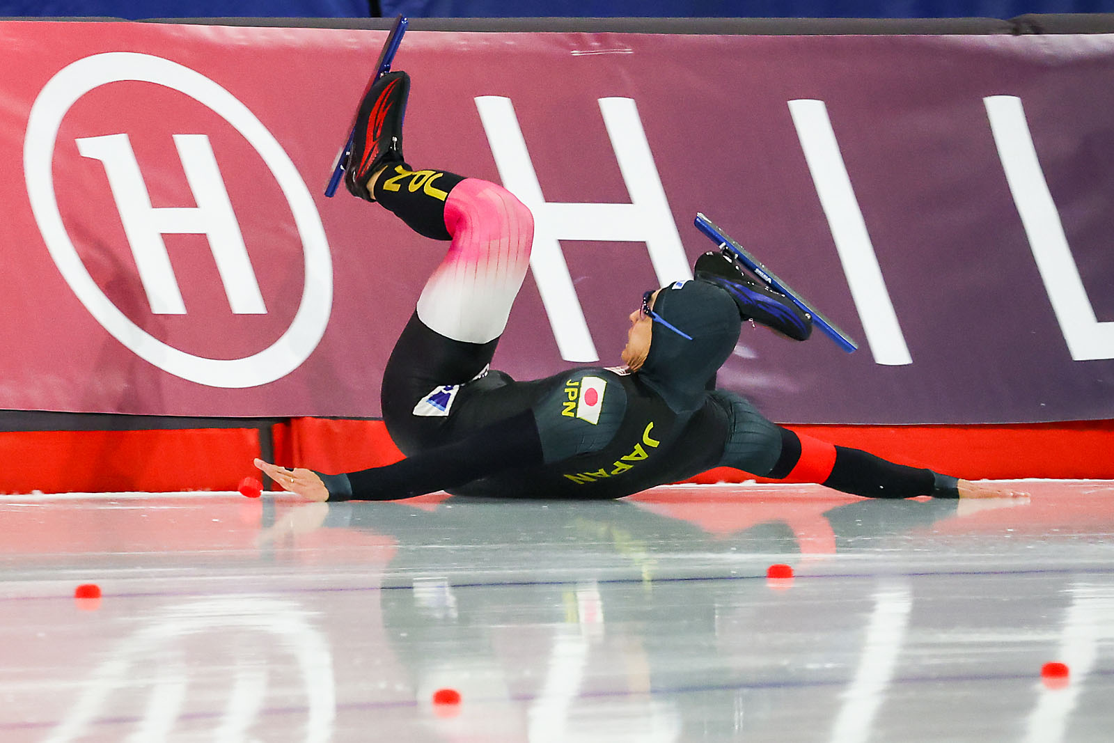 ISU Speedskating World Cup calgary sports photographer sergei belski photo